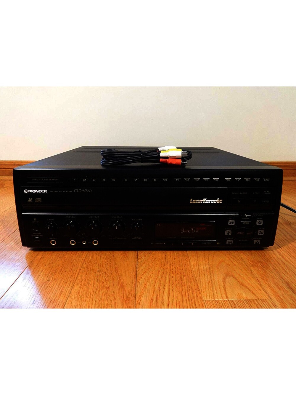 Pioneer Cld-v720 Laserdisc Ld/cd Player Laser Karaoke Made In Ja